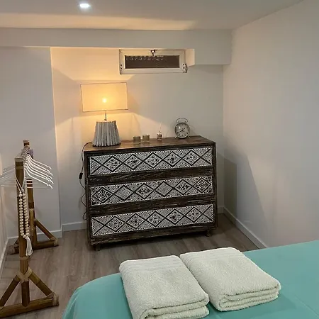 Casinha Dos Remedios * リスボン